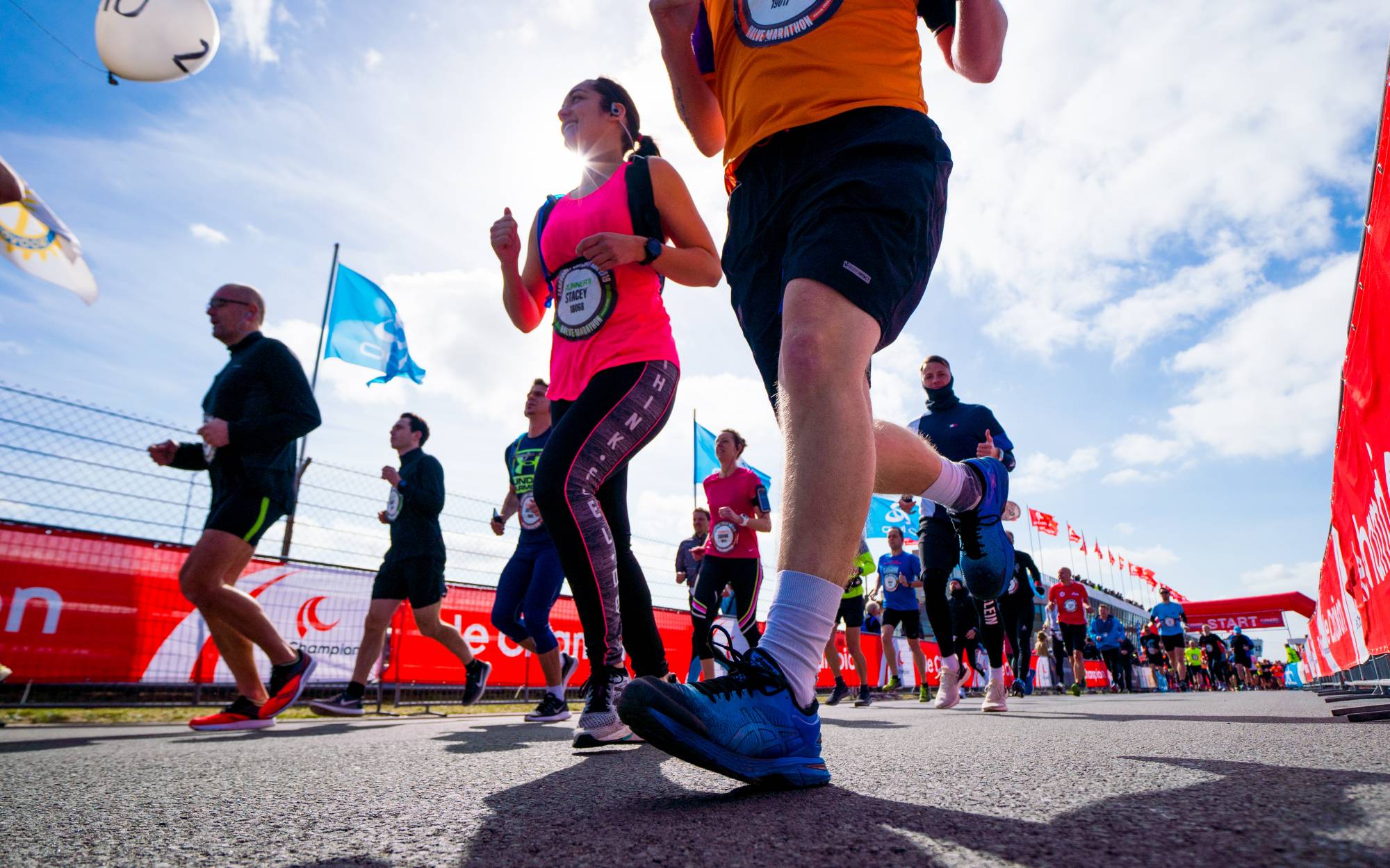 Nieuw deze editie de 10 Engelse Mijl (16,1 km) en 4 km! Zandvoort Circuit Run Nieuw deze editie de 10 Engelse Mijl (16,1 km) en 4 km! Zandvoort Circuit Run